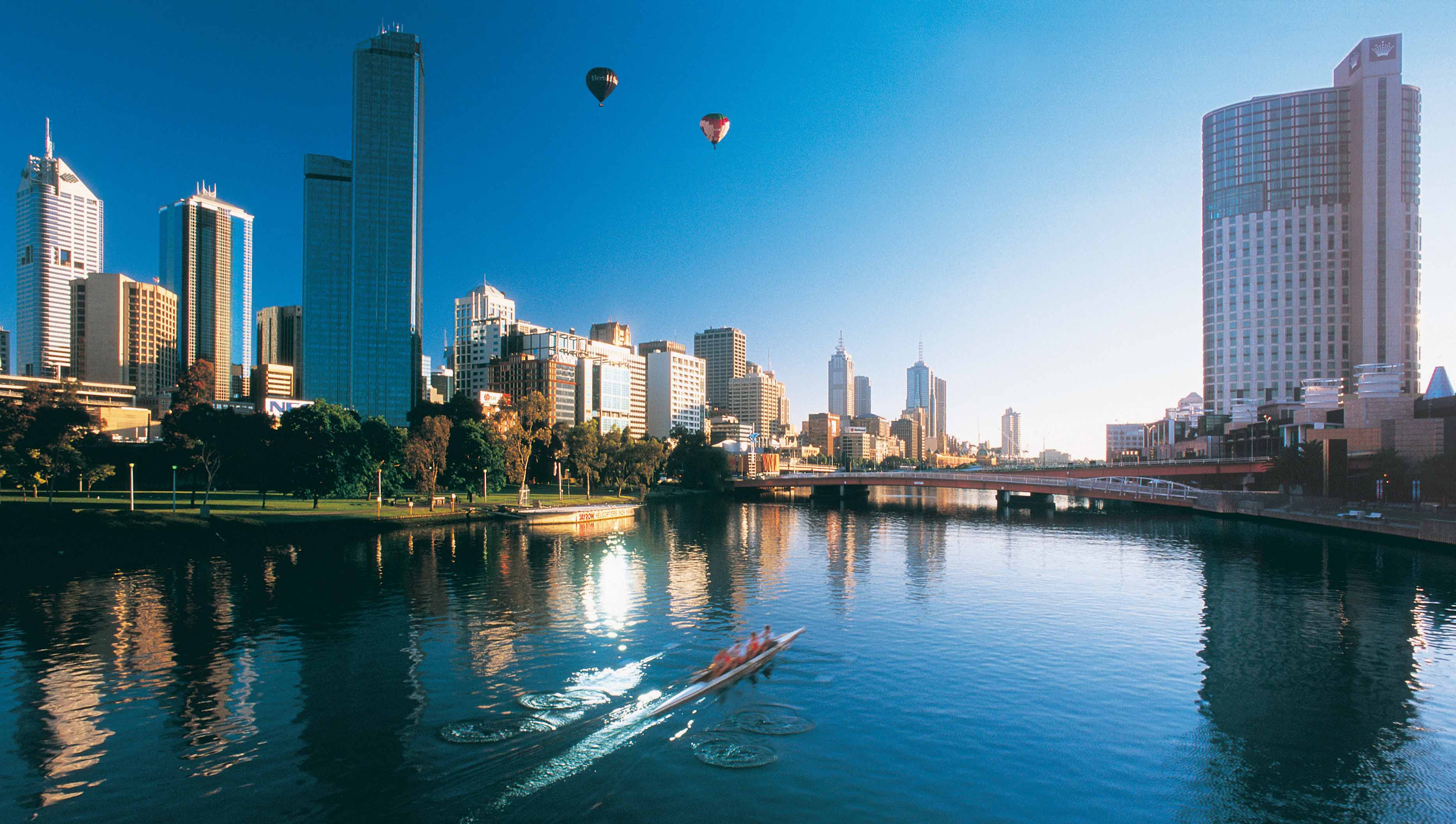 Yarra River And Melbourne Skyline